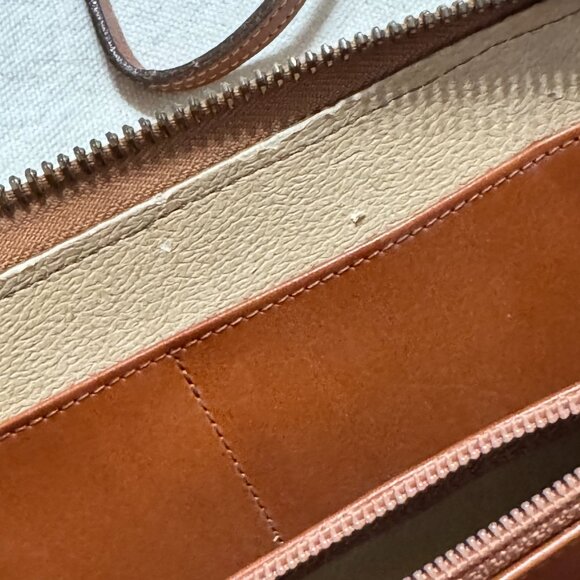 Vintage Dooney & Bourke Crossbody Wallet – Yellow Pebbled Leather - Picture 8 of 10